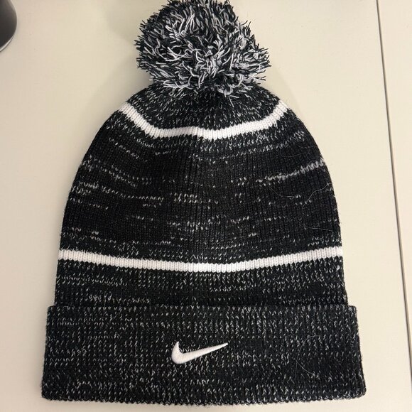 Brand New - Nike Hat - Picture 1 of 2